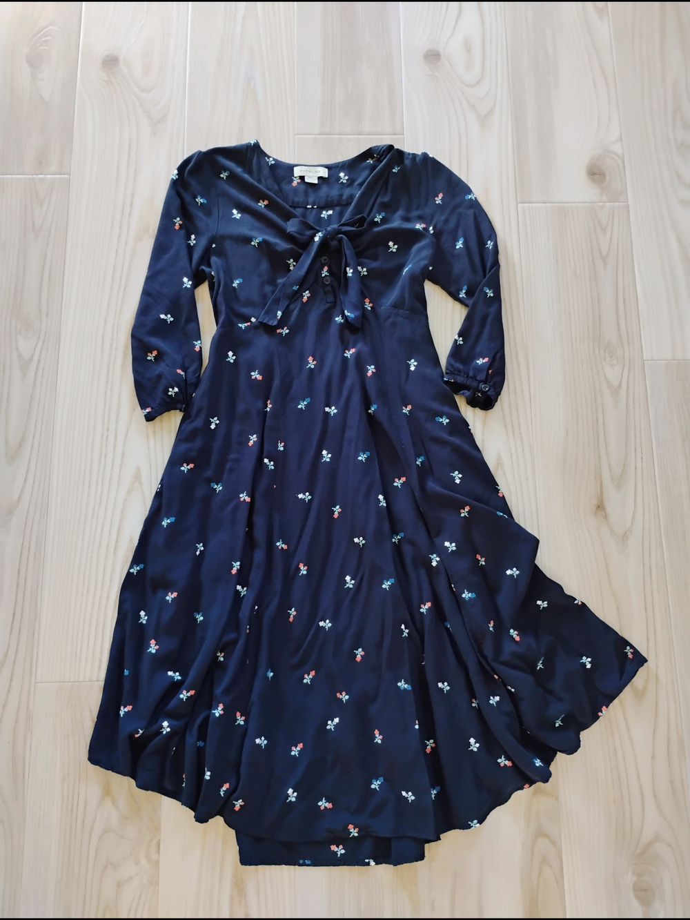 Anthropologie 11 Tylho Navy Blue Dress Size Small Floral Tie Front Teacher Midi
